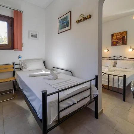 Aurora * Platanias (Thessaly)