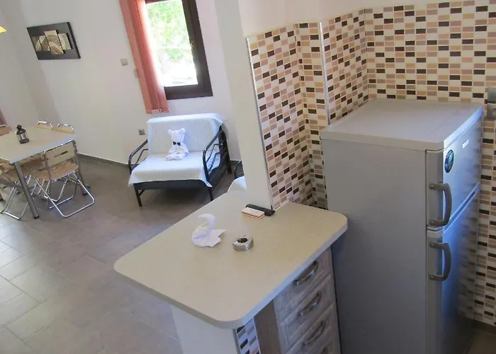 Aurora * Platanias (Thessaly)